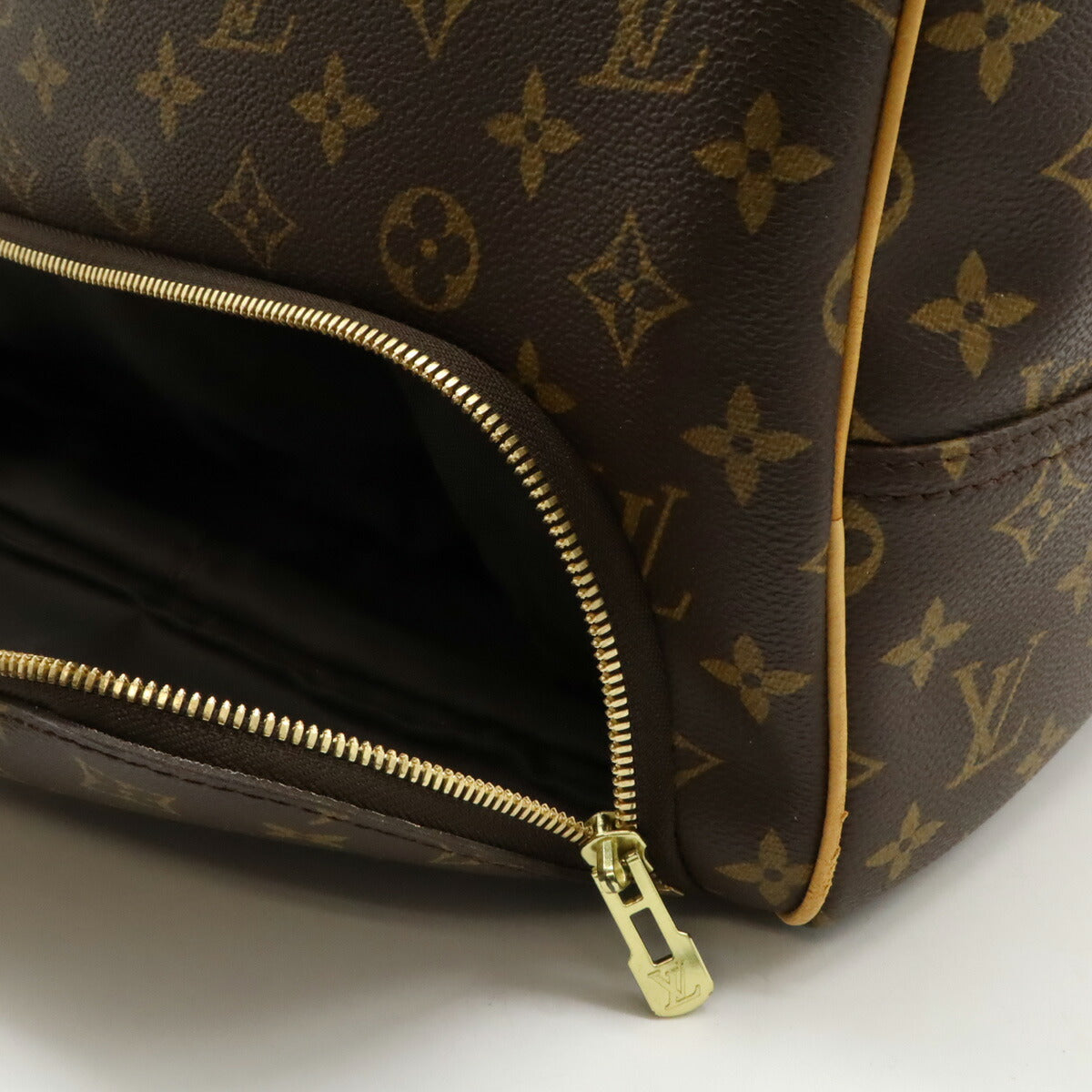 Louis Vuitton Monogram Evasion Boston Bag M41443