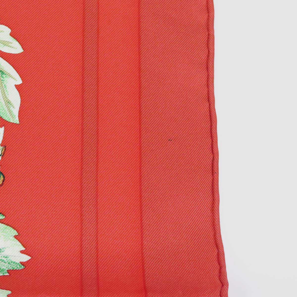 Hermes Scarf Red LA PRAIRIE