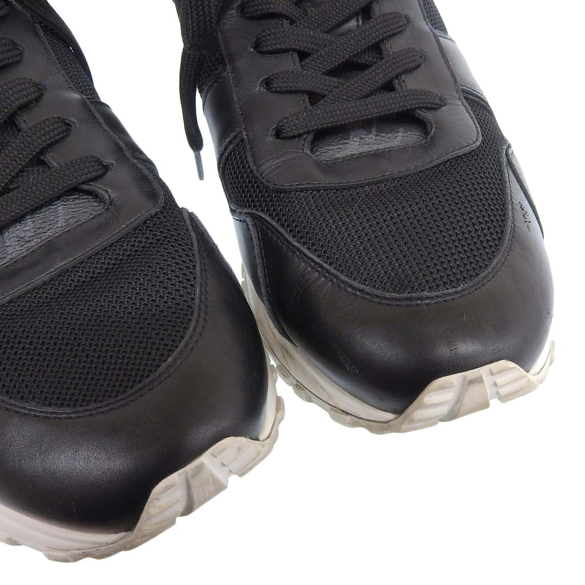 Louis Vuitton Monogram Sneakers Black