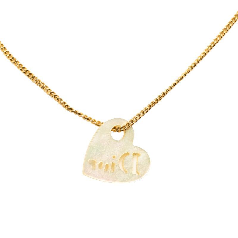 Shell Heart Pendant Necklace