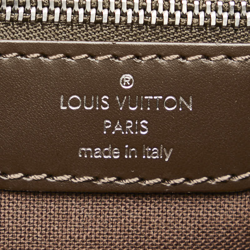 Louis Vuitton Taiga Dersu Leather Shoulder Bag M30166