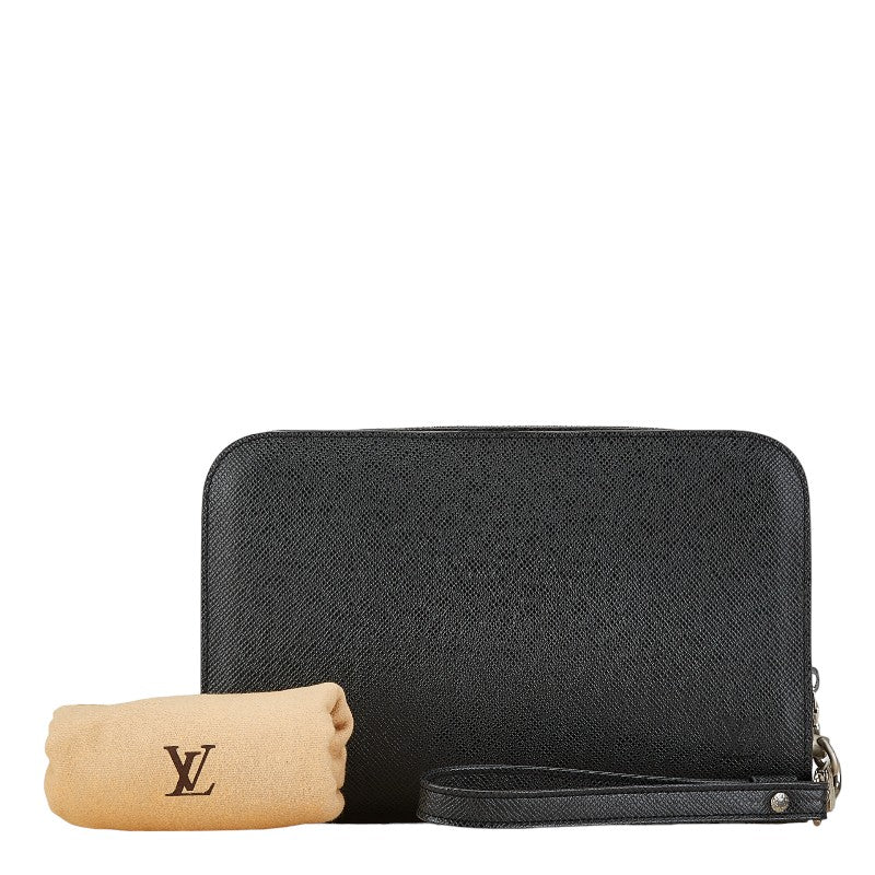 Louis Vuitton Taiga Baikal Leather Clutch Bag M30182