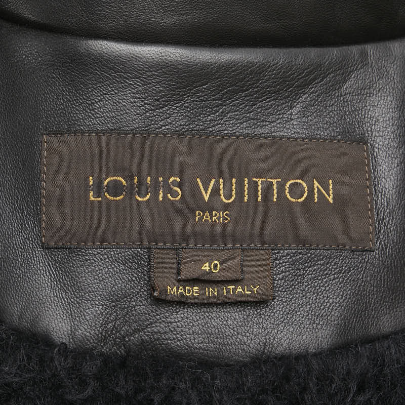 Louis Vuitton Wool Lama Leather Down Feather No Collar Coat in Good Condition