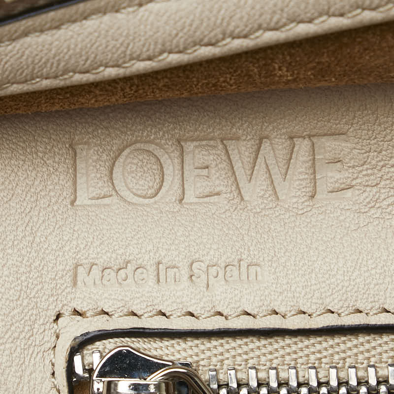 Loewe Anagram Amazona 23 Leather Handbag Beige