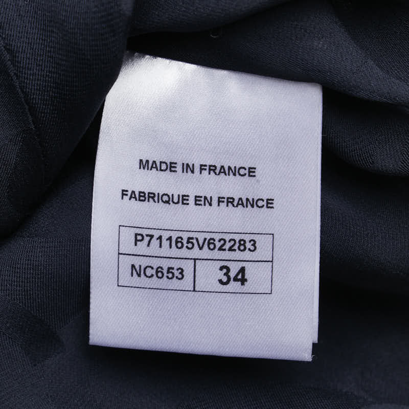 Chanel Silk Cashmere Jacket Gray in Very Good Condition