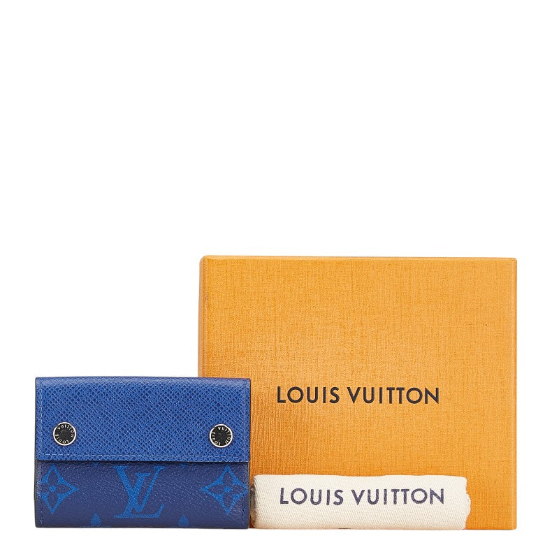 Louis Vuitton Discovery Compact Wallet M67620