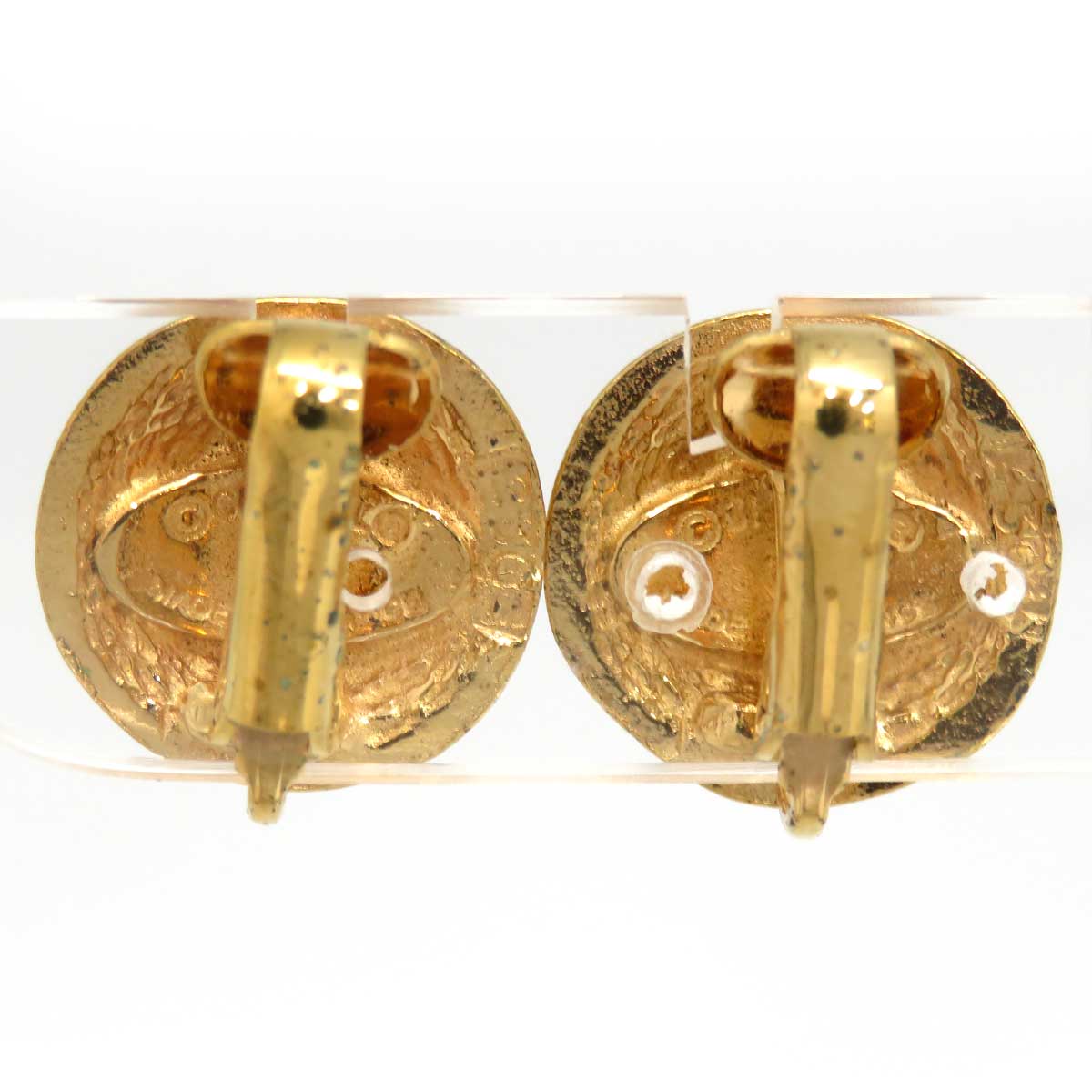 Chanel Vintage Round Earrings Clip-on