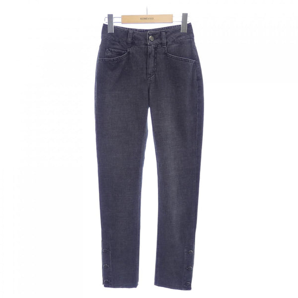 Chanel Jeans