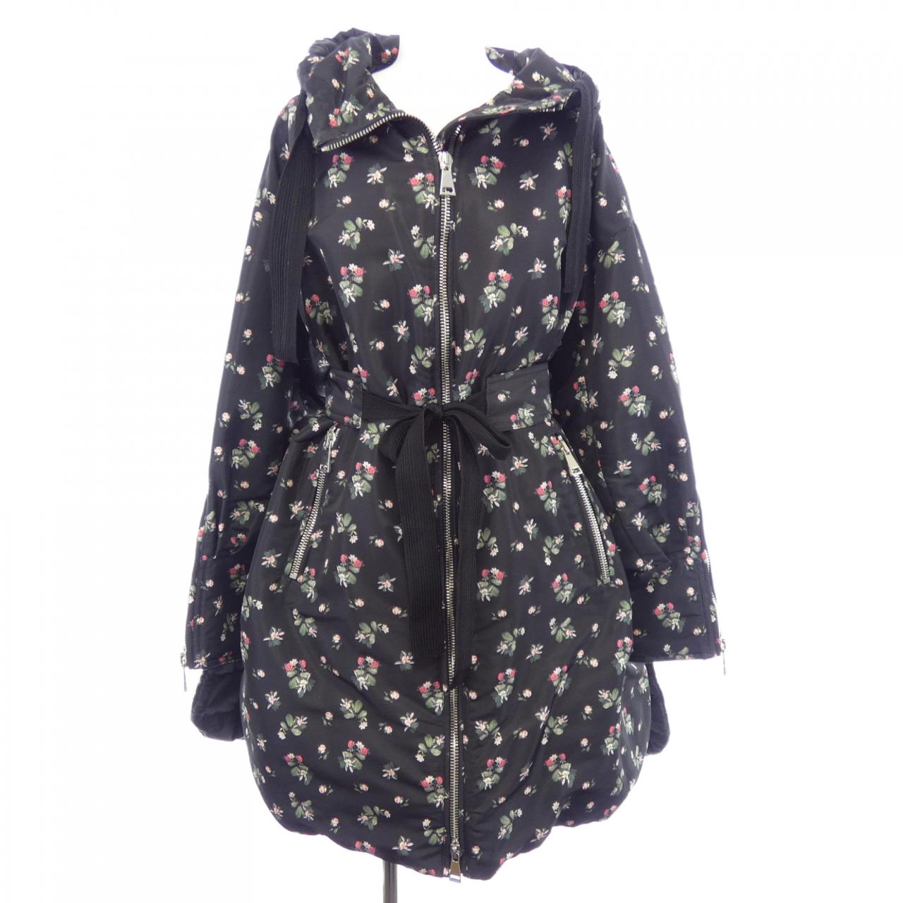 Moncler LEUCOTHOE Down Coat