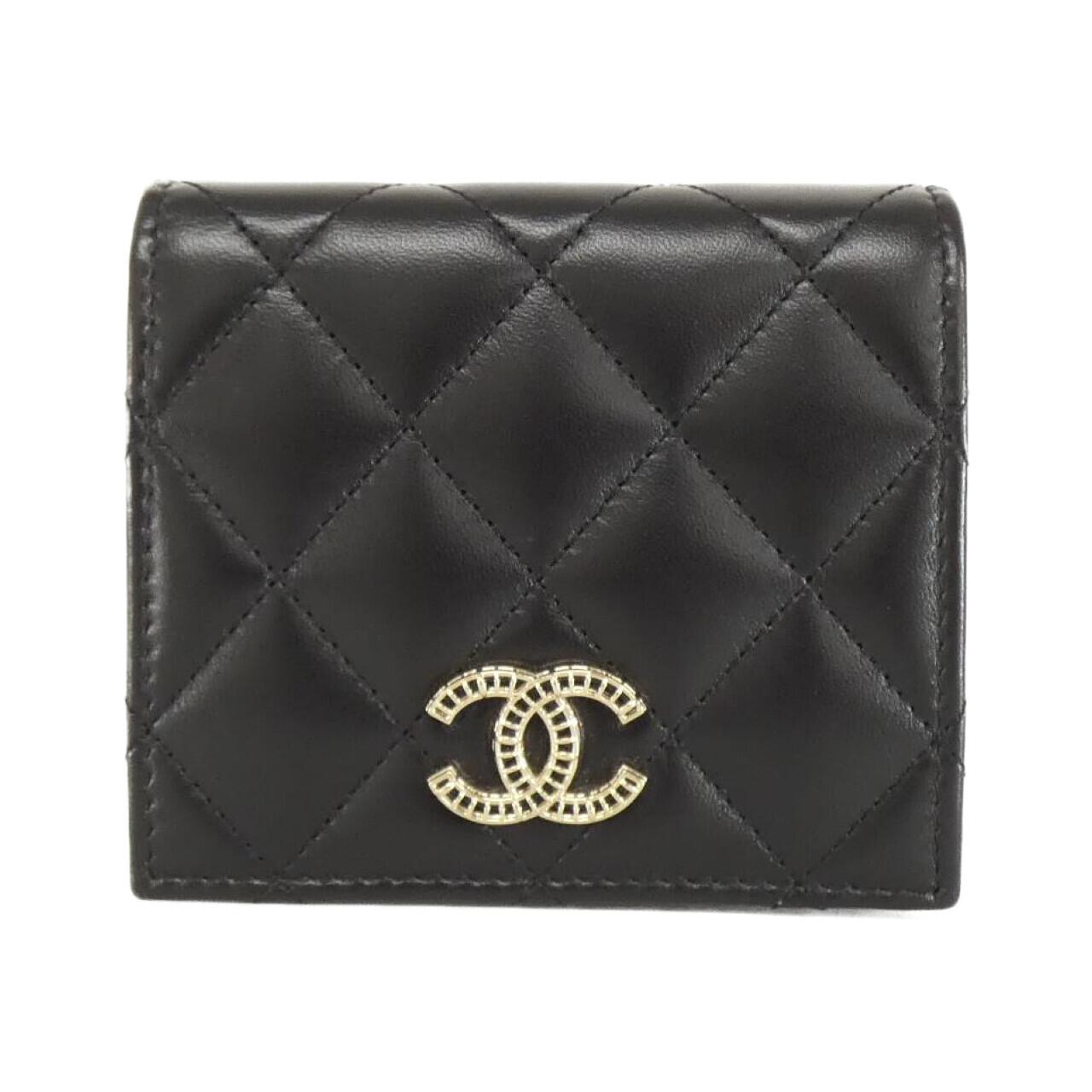 Chanel Lambskin Fold Wallet