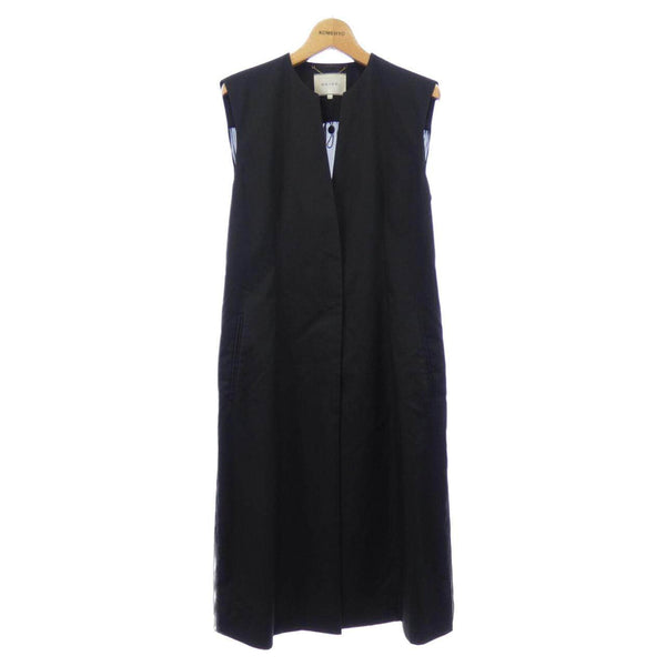 BEIGE. Long Vest