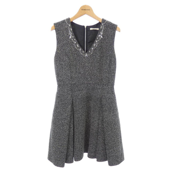 Aveniretoile Dress