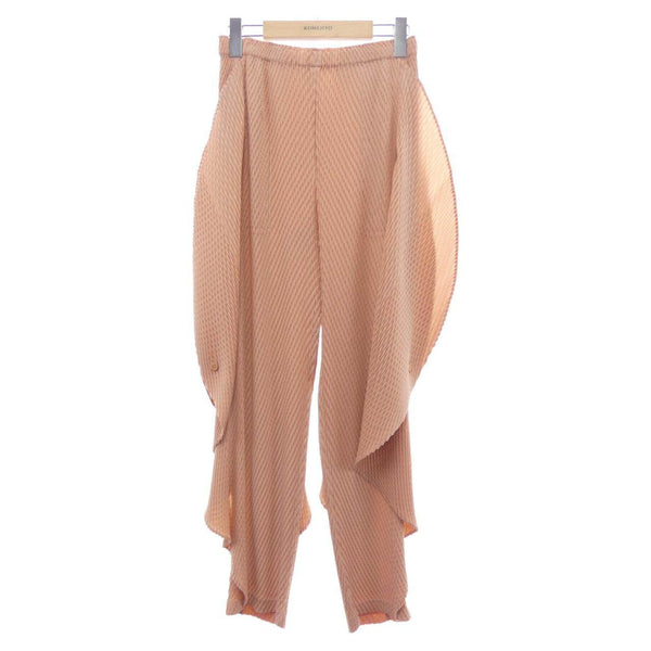 ISSEY MIYAKE Pants