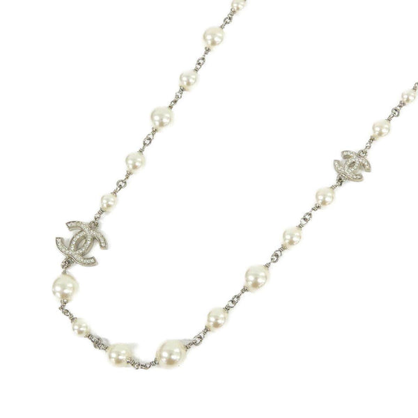 Chanel Fake Pearl Necklace