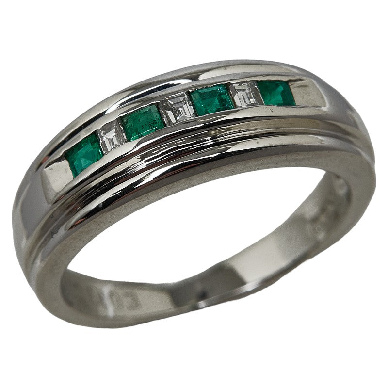 Pt900 Platinum Emerald Ring in Great Condition