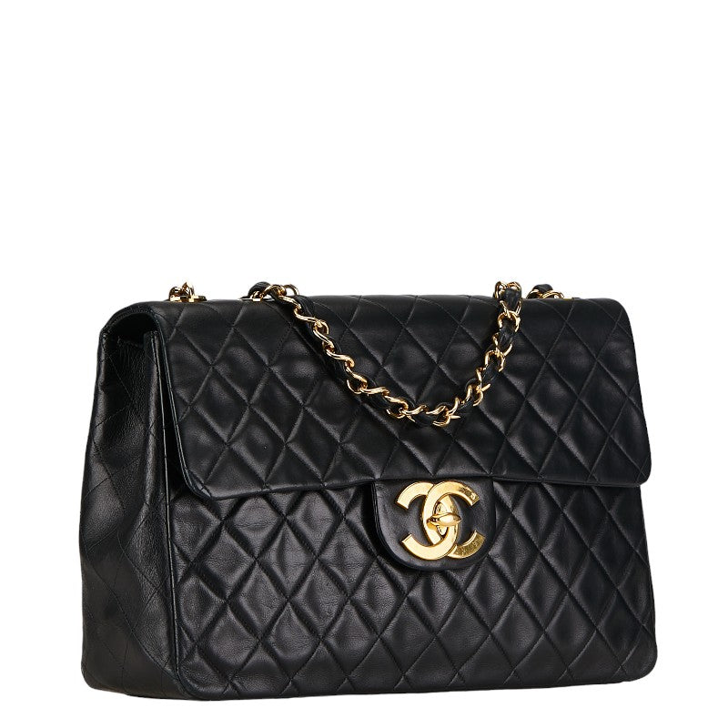 Chanel Maxi Classic Double Flap Bag Leather Shoulder Bag in Good condition