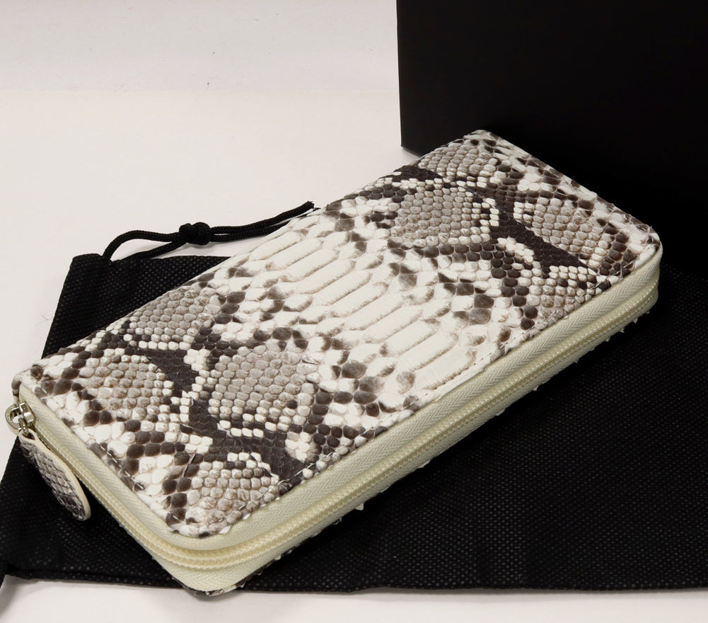 Python Round Zipper Long Wallet Beige White in Pristine Condition