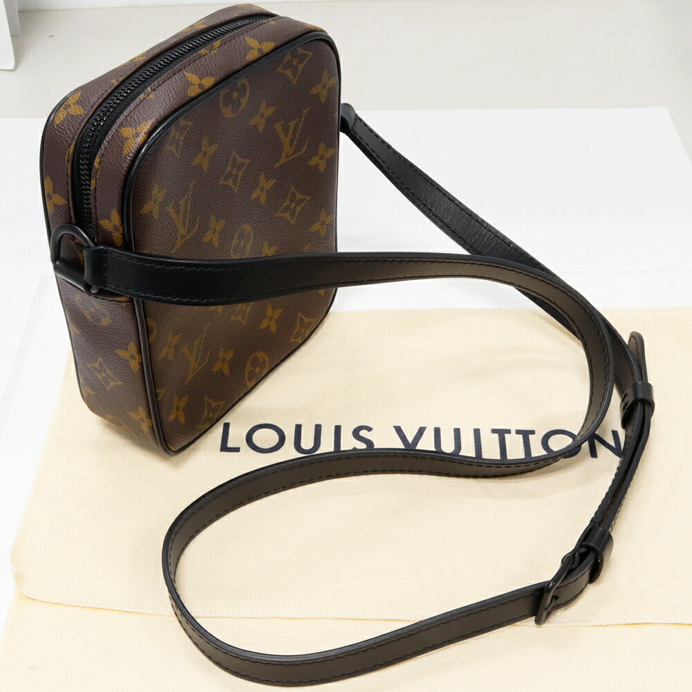 Shop Louis Vuitton CHRISTOPHER Christopher wearable wallet (M69404