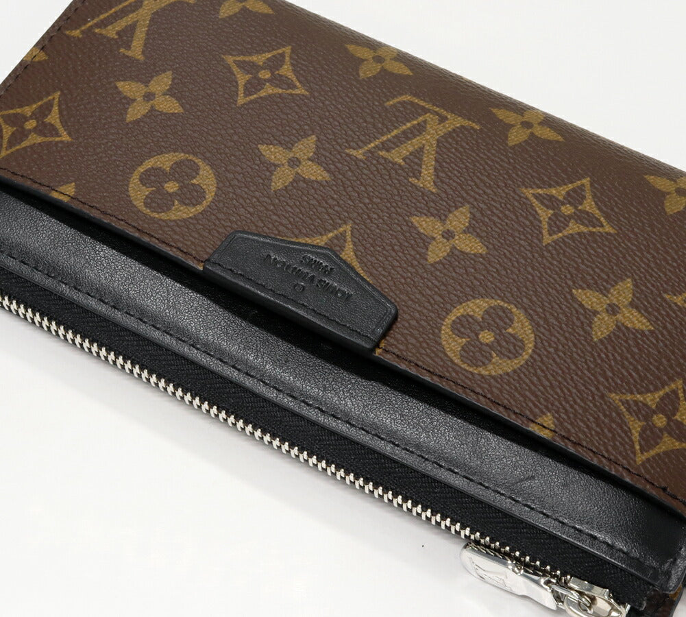 Louis Vuitton Monogram Canvas Long Wallet M69407