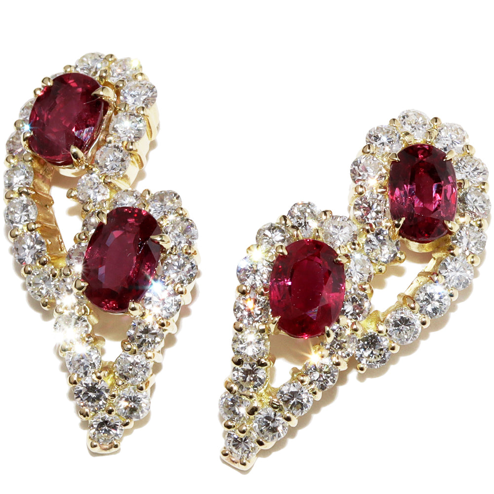 K18YG Yellow Gold Ruby 2.60ct Diamond 1.86ct Earrings in Great Condition