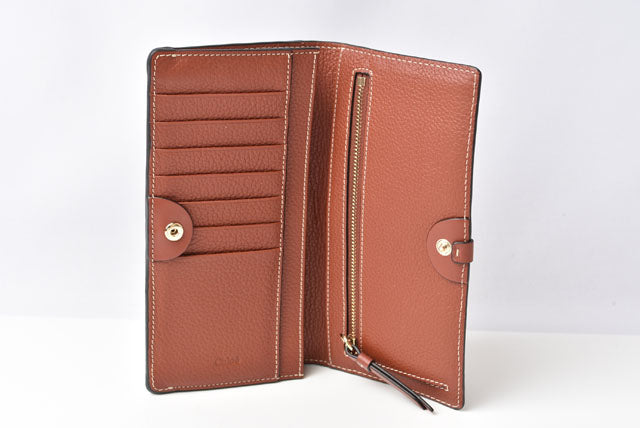 Chloe Darryl Long Wallet Brown in Pristine Condition