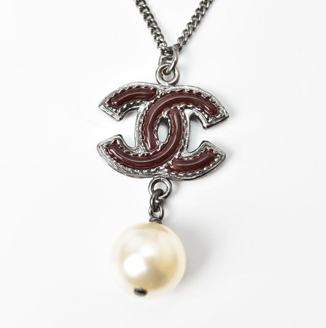 Chanel 2way Necklace/Pendant with Coco Mark and Pearl Motif in Great Condition