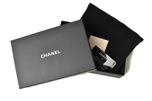 Chanel Caviar Skin Medium Wallet in Pristine Condition