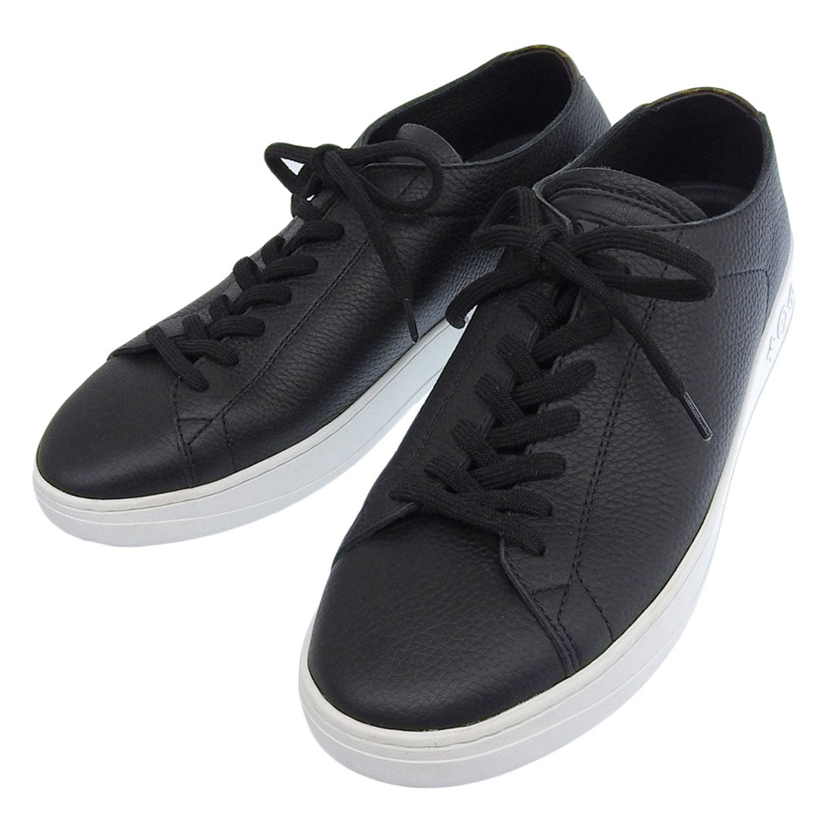 Louis Vuitton Monogram Sneakers 1AA621