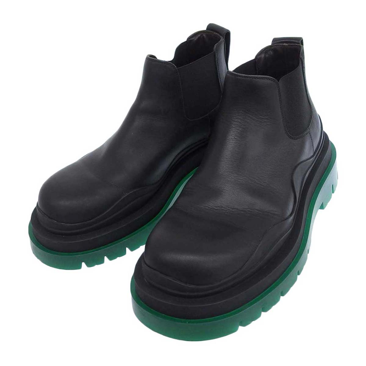 Bottega Veneta Leather Chelsea Boots Black Green