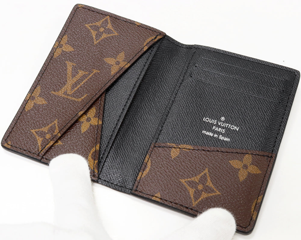 Louis Vuitton Monogram Card Case M60111