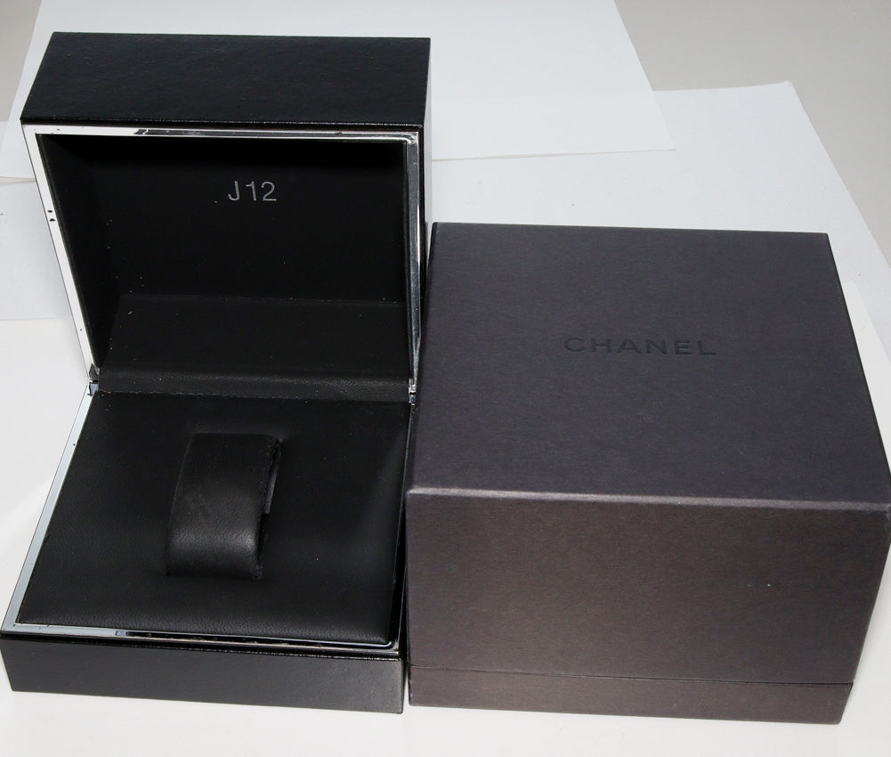 Chanel J12 33mm Black Ceramic Quartz H1625