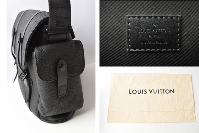 Louis Vuitton Christopher Messenger Bag M58476 Black Taurillon Leather in Pristine Condition