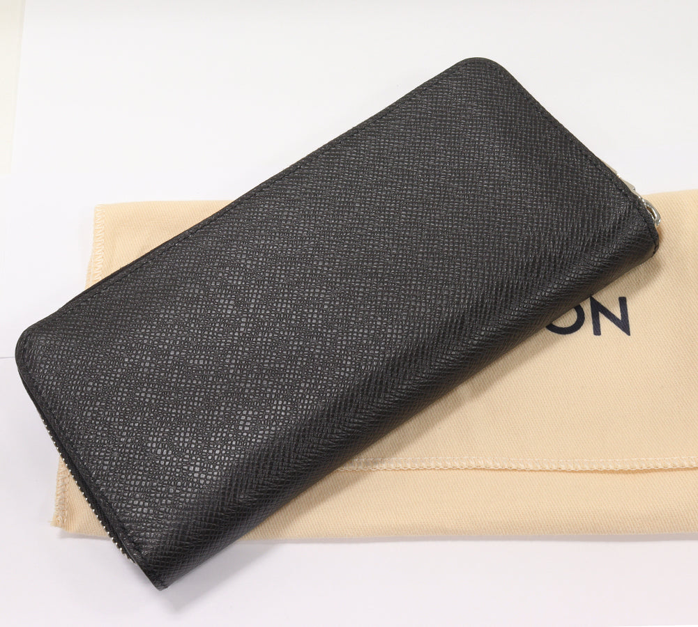 Louis Vuitton Taiga Zipper Long Wallet M30503 in Pristine Condition