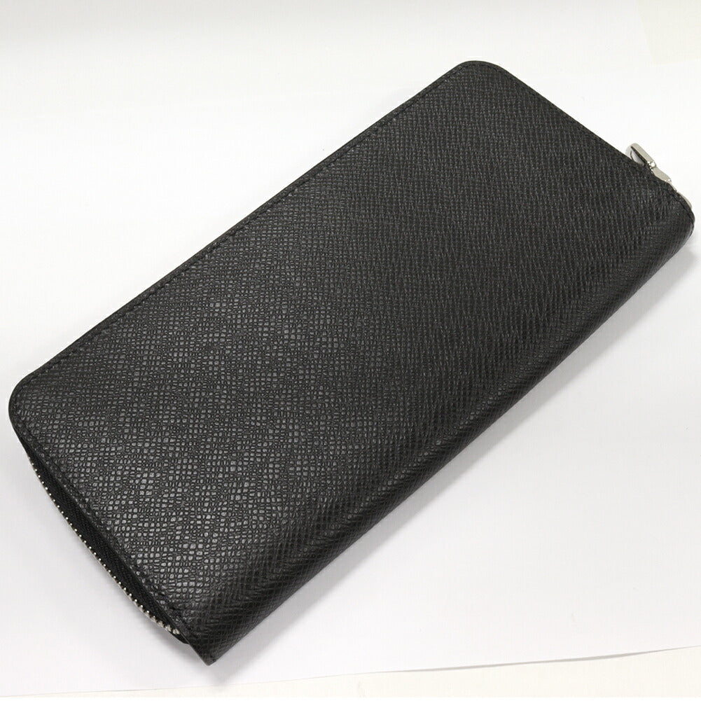 Louis Vuitton Taiga Zipper Long Wallet M30503 in Pristine Condition