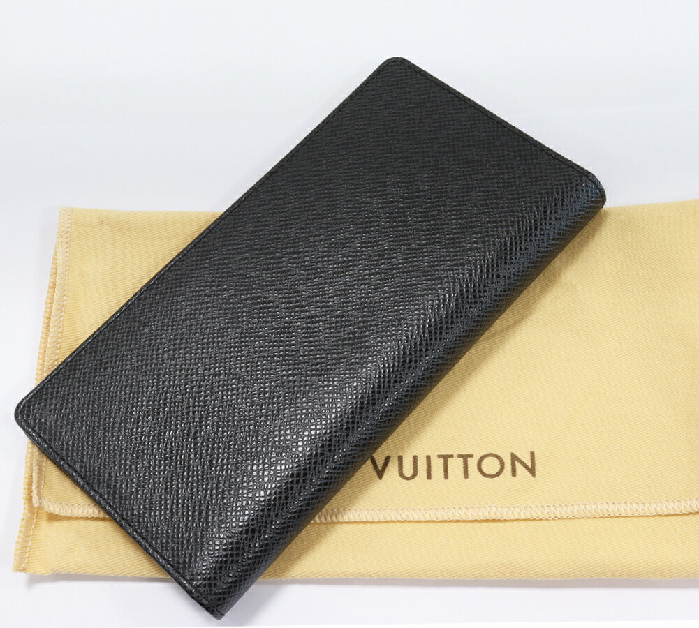 Louis Vuitton Taiga Long Wallet M30392