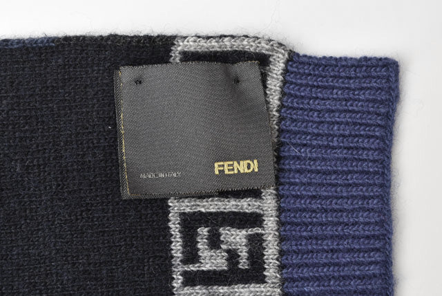 Fendi Wool Blend Scarf FF Zucca Pattern in Great Condition