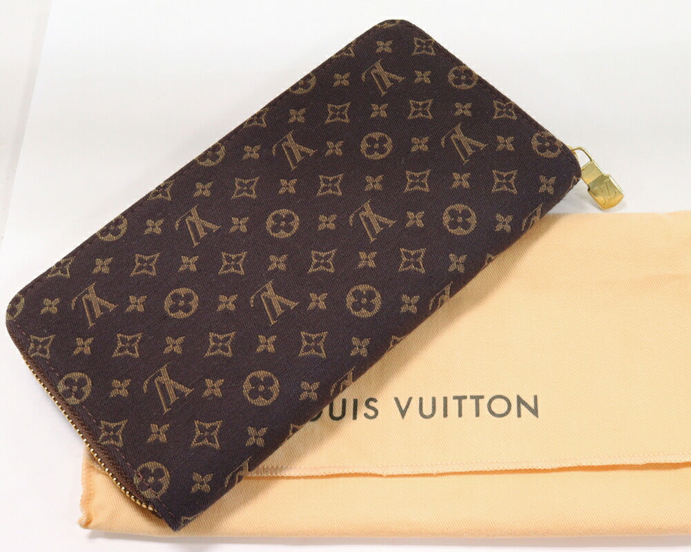 Louis Vuitton Monogram Zippy Wallet M63009