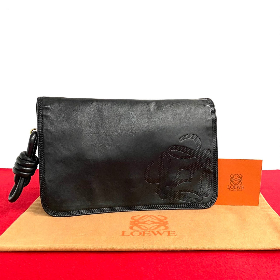 Loewe Leather Clutch Bag Leather Clutch Bag in Very Good Condition