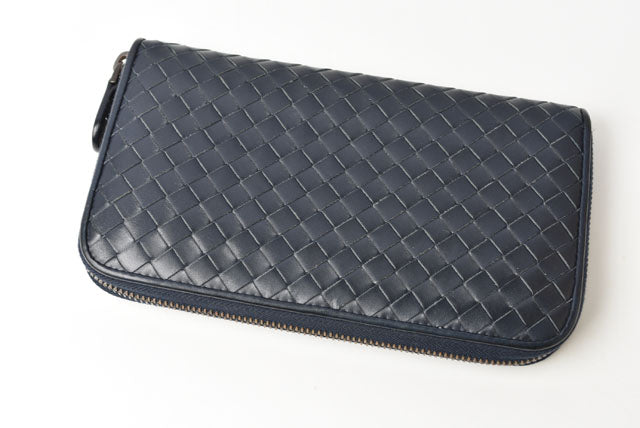 Bottega Veneta Leather Long Wallet Round Zipper Intrecciato