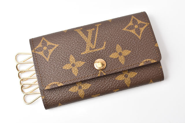 Louis Vuitton Monogram Canvas Key Case M62630 in Pristine Condition