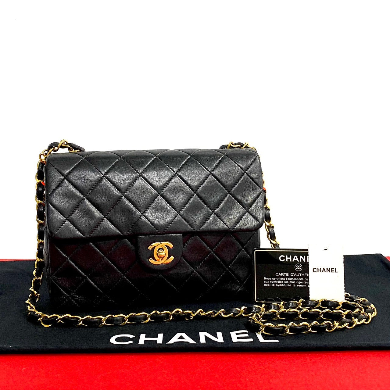 Chanel Classic Mini Single Flap Bag Leather Crossbody Bag in Good condition