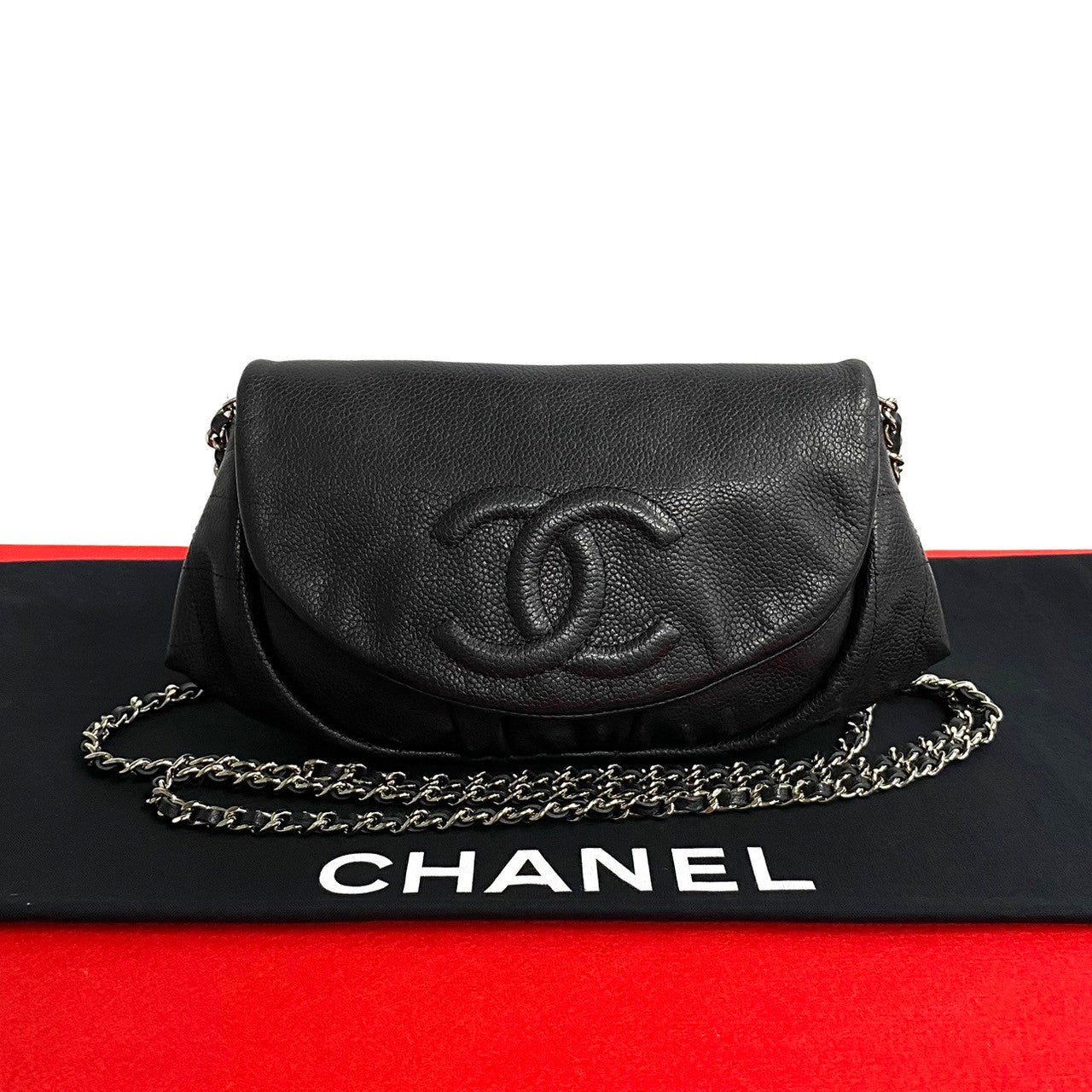 Chanel Half Moon Chain Wallet Leather Shoulder Bag 12番台 in Good condition