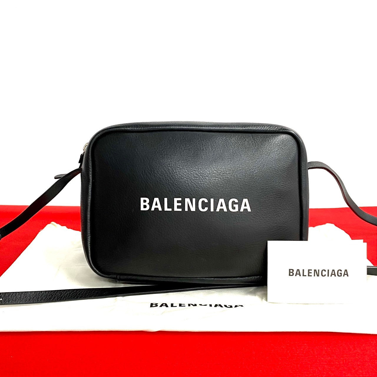 Balenciaga Everyday Camera Bag S Leather Shoulder Bag 489812 in Excellent condition