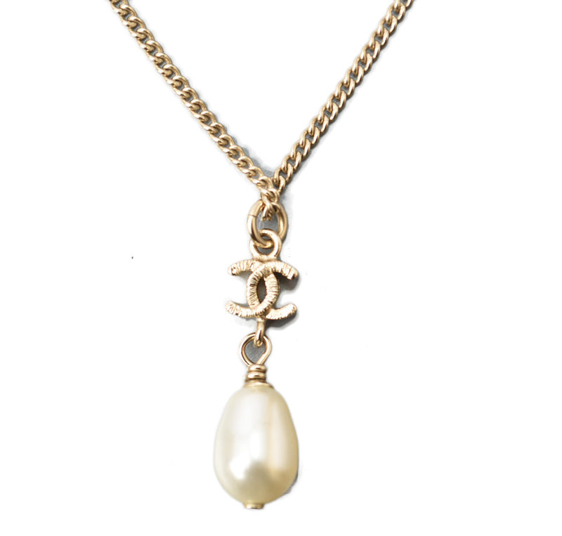 Chanel Coco Mark Pearl Motif Necklace Pendant in Great Condition