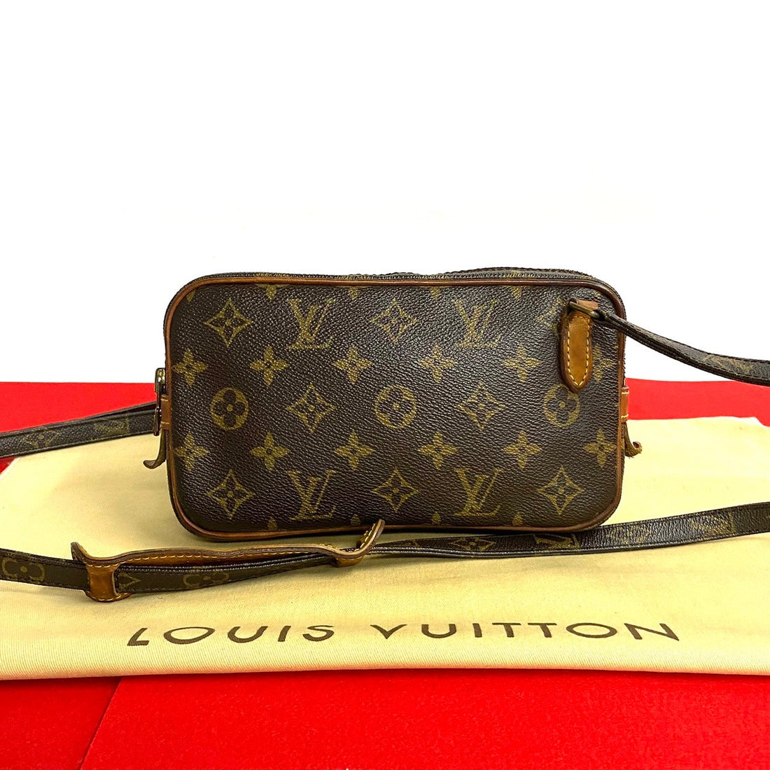 Louis Vuitton Pochette Marly Bandouliere Canvas Crossbody Bag M51828 in Very Good Condition