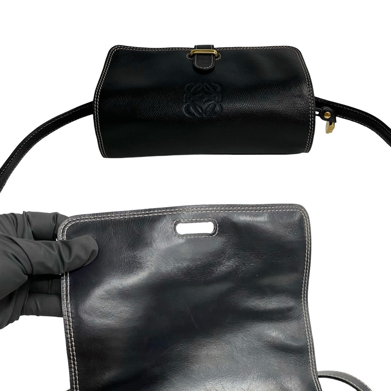 Loewe Leather Crossbody Bag Leather Crossbody Bag in Very Good Condition