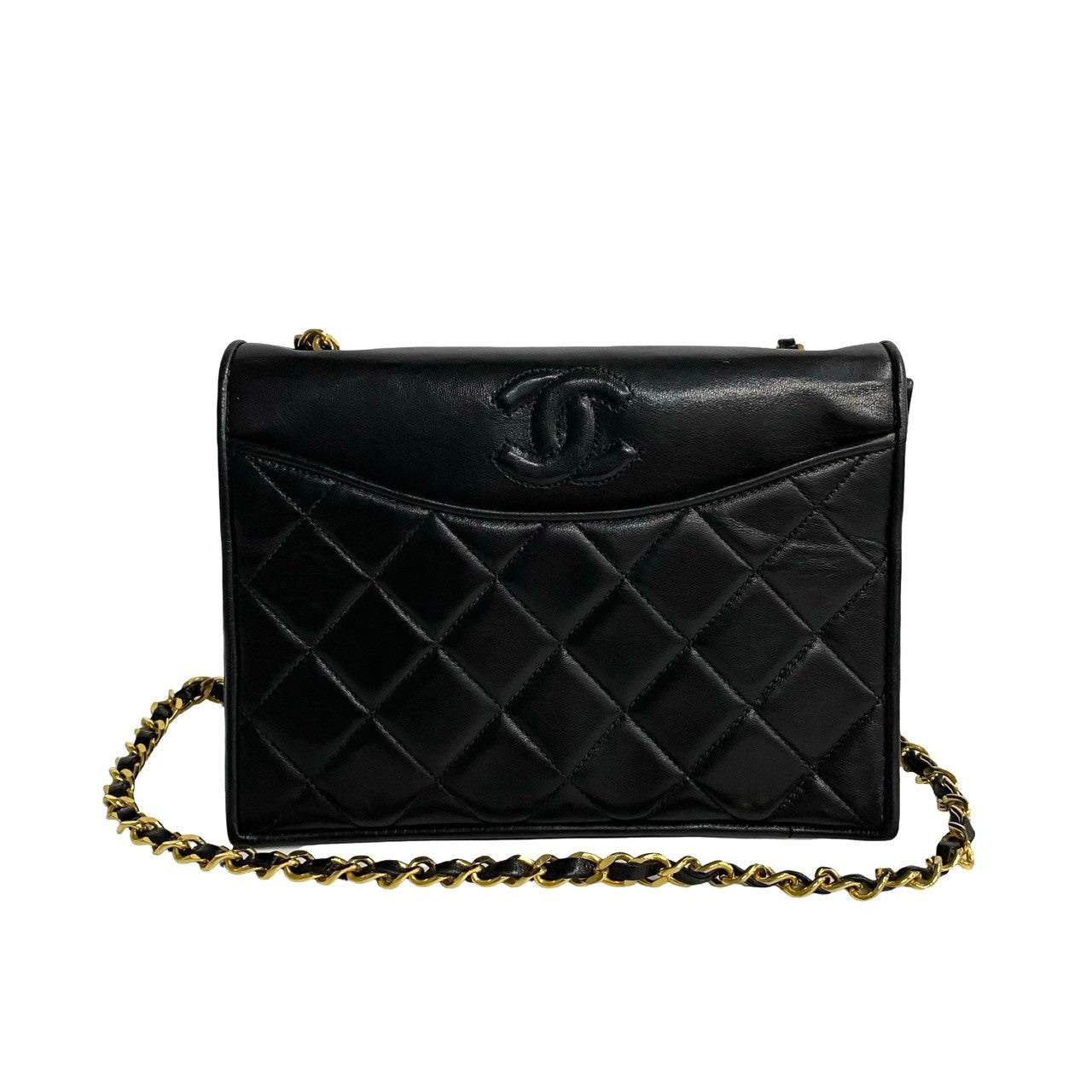 Chanel CC Full Flap Crossbody Bag  Leather Crossbody Bag in Very Good Condition