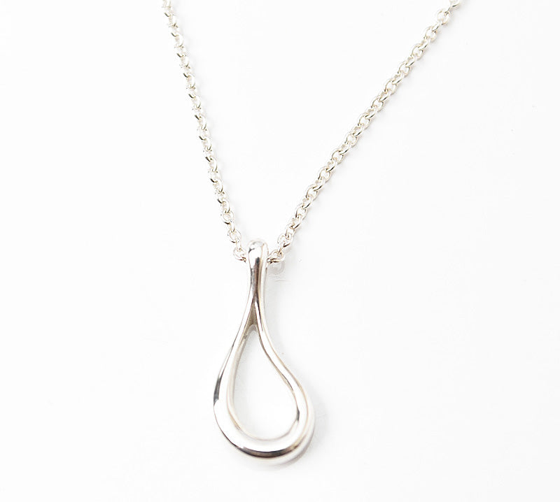 Tiffany & Co Elsa Peretti Open Teardrop Necklace Silver 925, 40cm in Excellent Condition