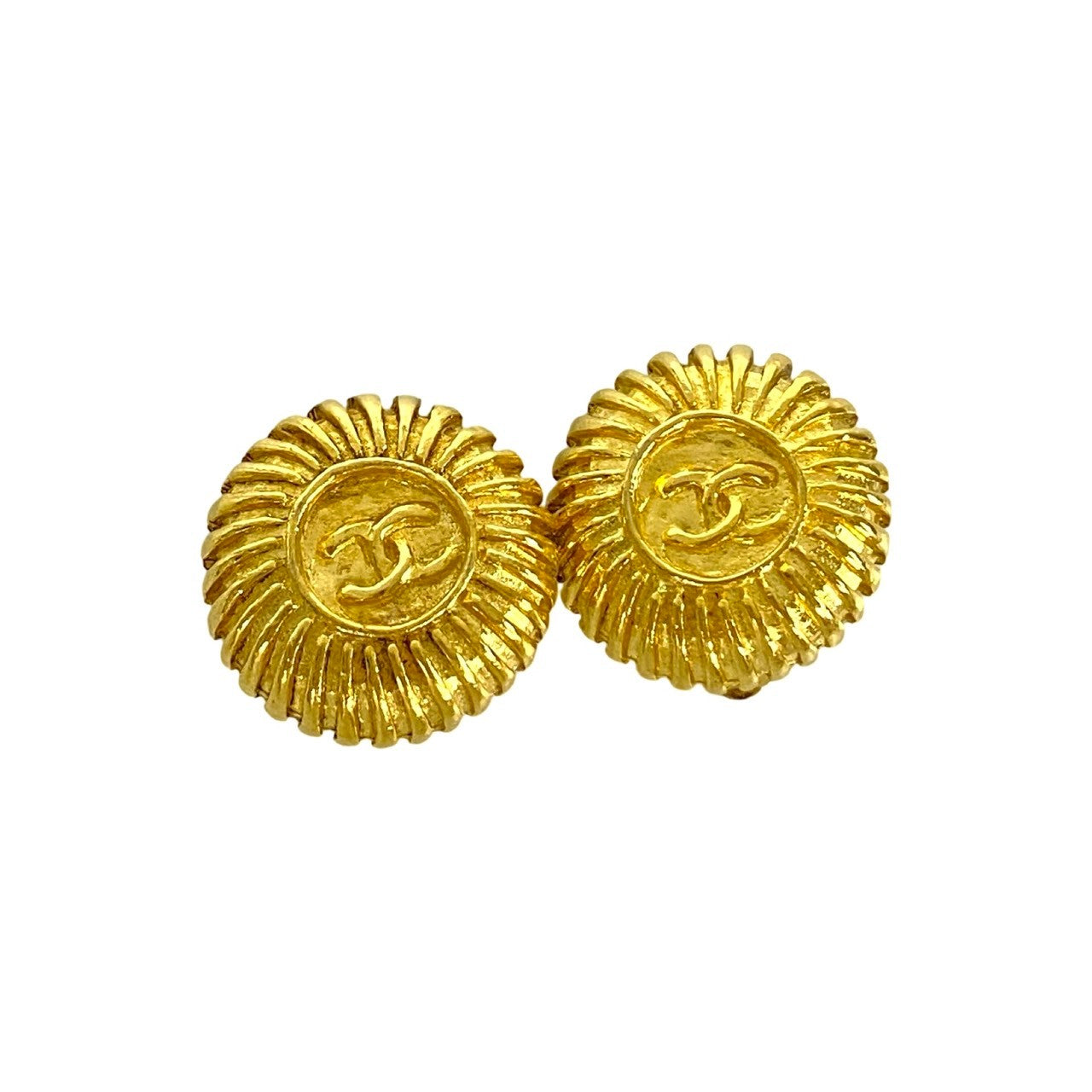 Chanel CC Clip On Earrings Metal Earrings in Very Good Condition