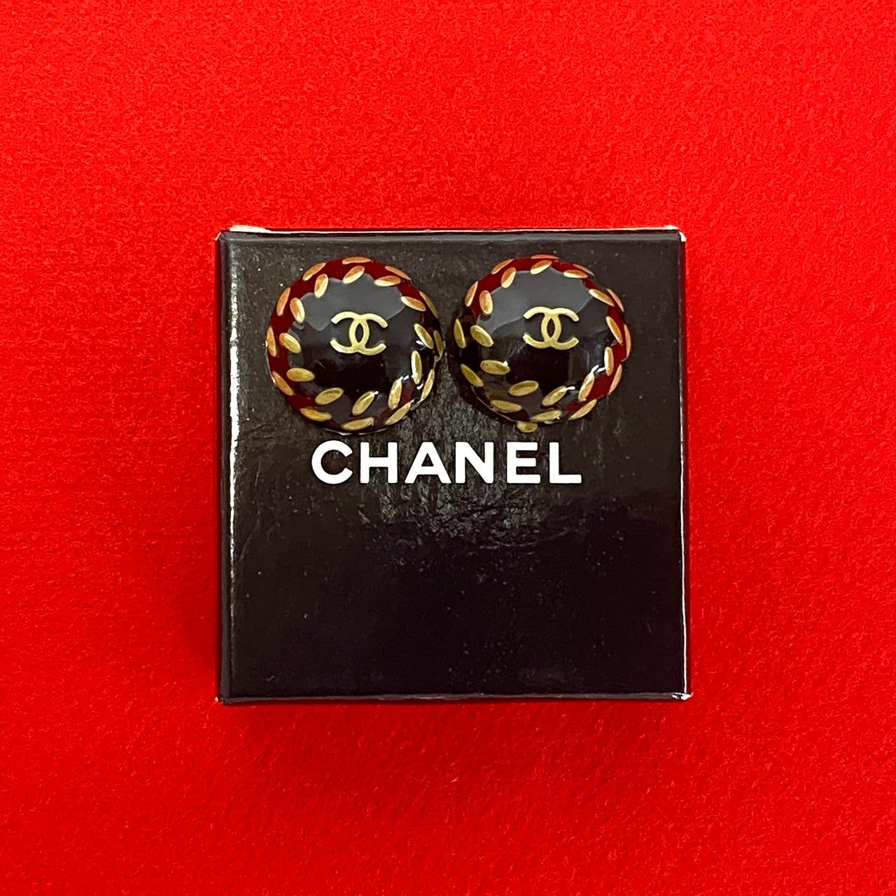 Chanel CC Clip On Earrings Metal Earrings in Very Good Condition